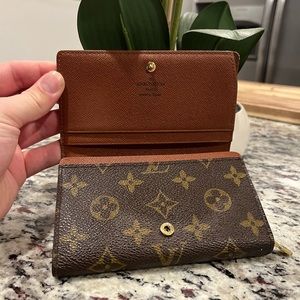 Louis Vuitton Wallet Tresor Zippy Brown Men’s Women’s Unisex